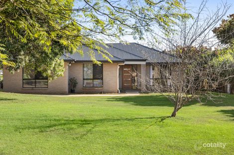 3 Ironbark Cres, Meringandan West, QLD 4352