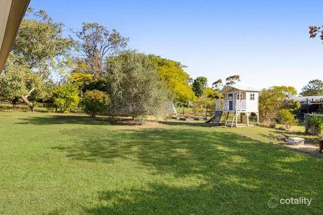 Property photo of 3 Ironbark Meringandan West QLD 4352