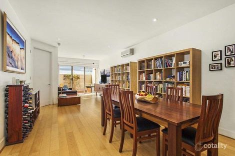 Property photo of 2/330 Drummond Street Carlton VIC 3053