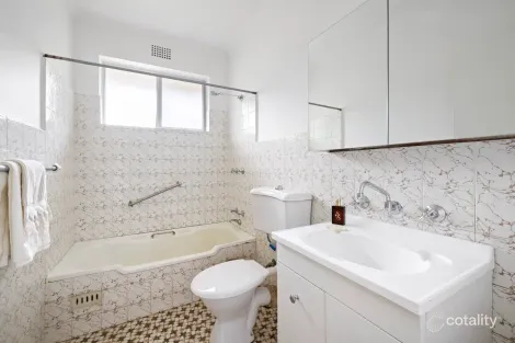 Property photo of 12/15 Koorala Street Manly Vale NSW 2093