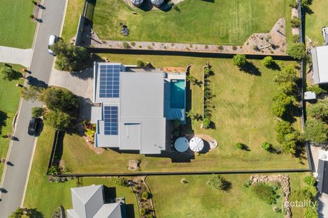 Property photo of 9 Kingfisher Crescent Palmview QLD 4553
