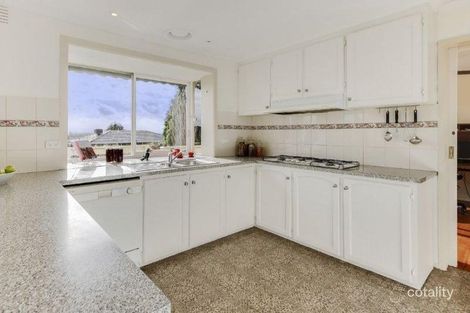 Property photo of 39 Craig Hill Drive Wheelers Hill VIC 3150
