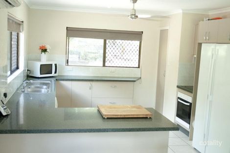 27-29 Alexandra St, Clifton Beach, QLD 4879