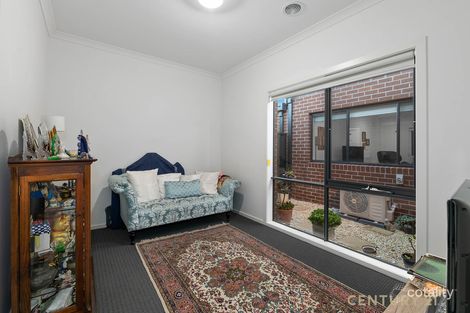 Property photo of 9 Cabernet Way Pakenham VIC 3810