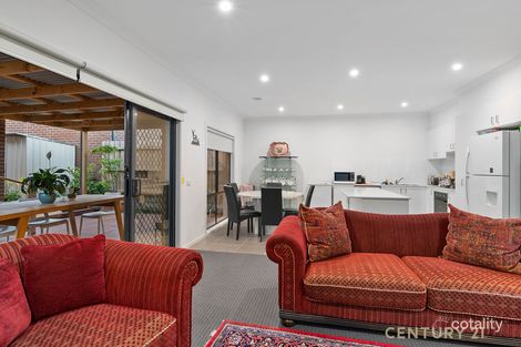 Property photo of 9 Cabernet Way Pakenham VIC 3810