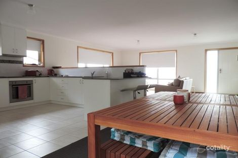 Property photo of 5/634 Oceana Drive Tranmere TAS 7018