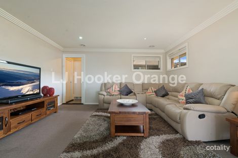Property photo of 1 Centennial Crescent Orange NSW 2800