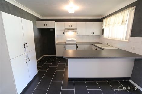 Property photo of 34 Lachlan Avenue Singleton Heights NSW 2330