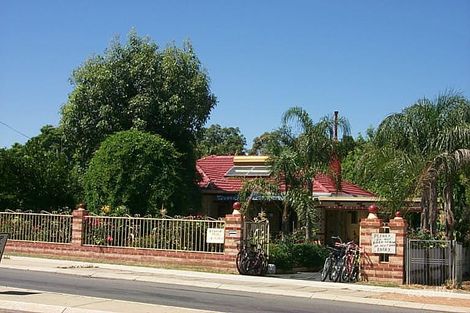 113 Hale Rd, Forrestfield, WA 6058