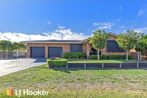 8 Camira Cres, Hillvue, NSW 2340
