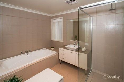 Property photo of 20 Goldfinch Way Orange NSW 2800