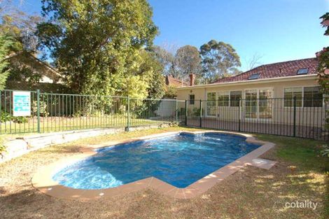 Property photo of 41 Fairlawn Avenue Turramurra NSW 2074