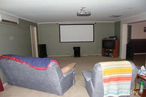 Property photo of 13 Lochgreen View Cranbourne VIC 3977
