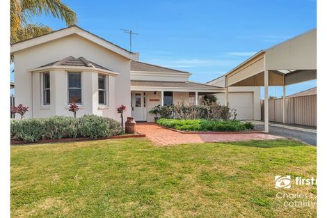 Property photo of 8 Macintyre Crescent Echuca VIC 3564