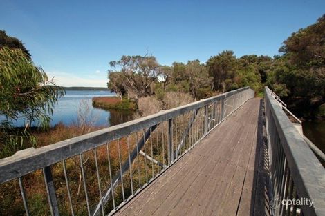 14 Little River Rd, Ocean Beach, WA 6333