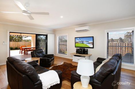 Property photo of 27 Turner Way Renwick NSW 2575