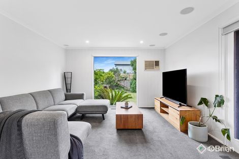 Property photo of 20 Ti-Tree Grove Mornington VIC 3931