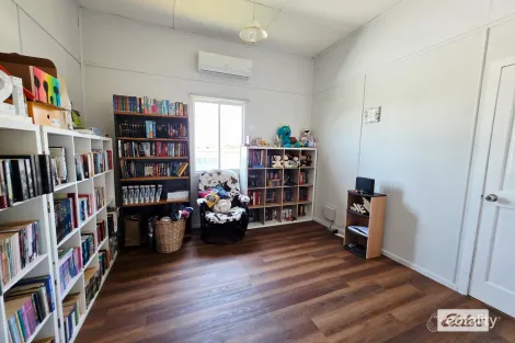 Property photo of 40 McNulty Street Miles QLD 4415