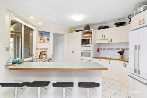 13 Mountain Blue Dr, Kallangur, QLD 4503