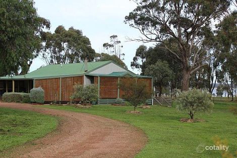 229 Harriman Rd, Waranga Shores, VIC 3612