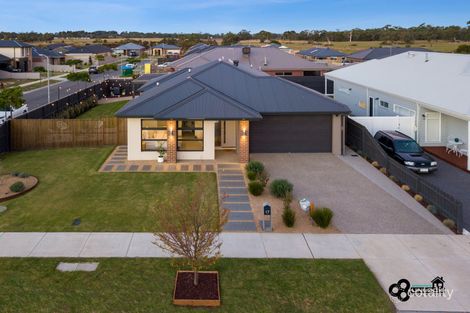 Property photo of 17 Papley Avenue Lang Lang VIC 3984