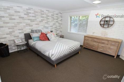 Property photo of 15 Weeks Place West Bathurst NSW 2795