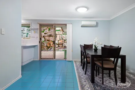Property photo of 11/19 Aberdeen Crescent Kuraby QLD 4112