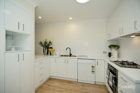 8a Dean St, Claremont, WA 6010