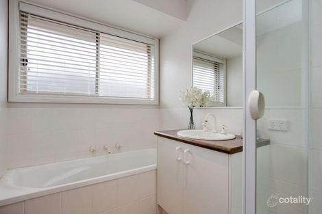 Property photo of 5/3 Lena Grove Ringwood VIC 3134