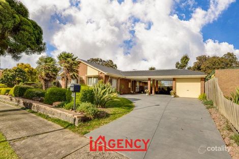 Property photo of 8 Wills Court Endeavour Hills VIC 3802
