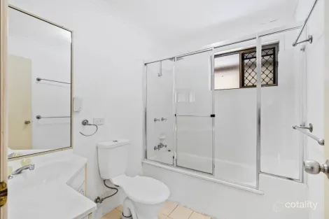 Property photo of 381 Ashmore Road Ashmore QLD 4214