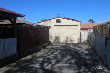 Property photo of 1 Kimberley Court Lavington NSW 2641