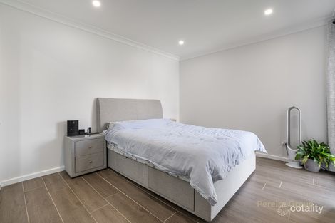 Property photo of 15/11 Mundarda Place St Helens Park NSW 2560