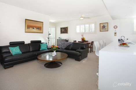 Property photo of 2/31 Loder Street Biggera Waters QLD 4216