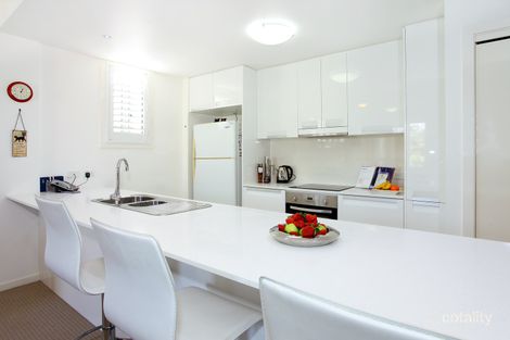 Property photo of 2/31 Loder Street Biggera Waters QLD 4216