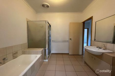 Property photo of 2/103-105 Bogong Avenue Glen Waverley VIC 3150
