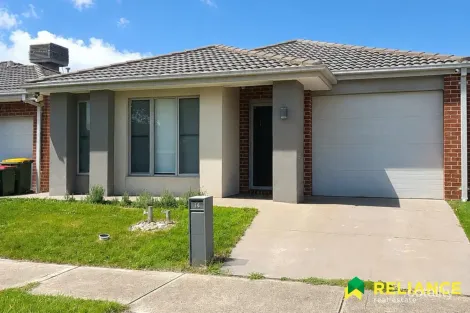14 Bombala Cres, Craigieburn, VIC 3064