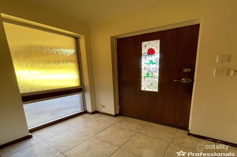 Property photo of 22 Lyrebird Way Thornlie WA 6108