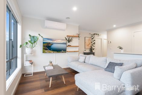 Property photo of 46 Havant Circuit Charlemont VIC 3217