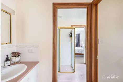 Property photo of 13 Shaughnessy Court Mount Gambier SA 5290