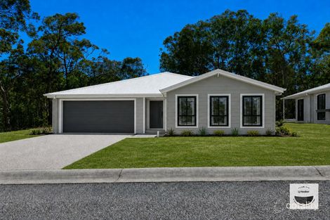 3 Shore St, Russell Island, QLD 4184