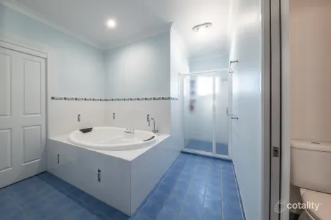 Property photo of 78 Blackcurrant Drive Hideaway Bay QLD 4800