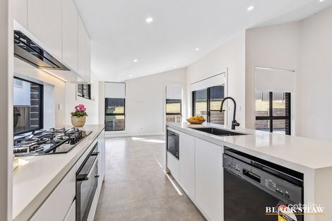 Property photo of 12 Throsby Crescent Sunshine Bay NSW 2536