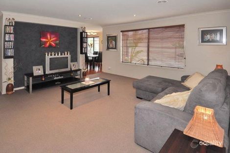 Property photo of 19 Blaxland Street Burnside Heights VIC 3023