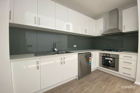 Property photo of 2/151 Stud Road Wantirna South VIC 3152