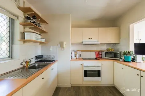 2/13 Dowling Pl, Orelia, WA 6167