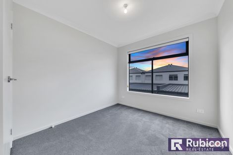 Property photo of 7 Glenrothes Street Strathtulloh VIC 3338