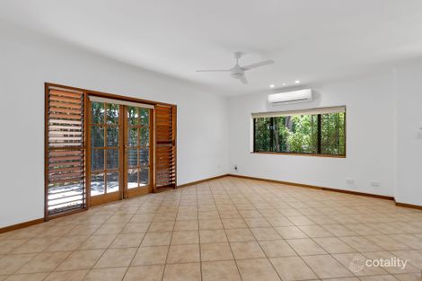 Property photo of 2/3 Agincourt Close Clifton Beach QLD 4879