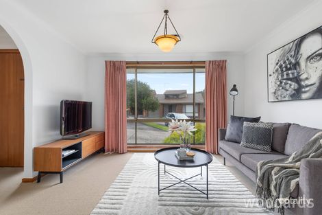 Property photo of 2/14 Merino Street Reservoir VIC 3073
