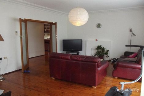Property photo of 3 Phillips Crescent Mangerton NSW 2500